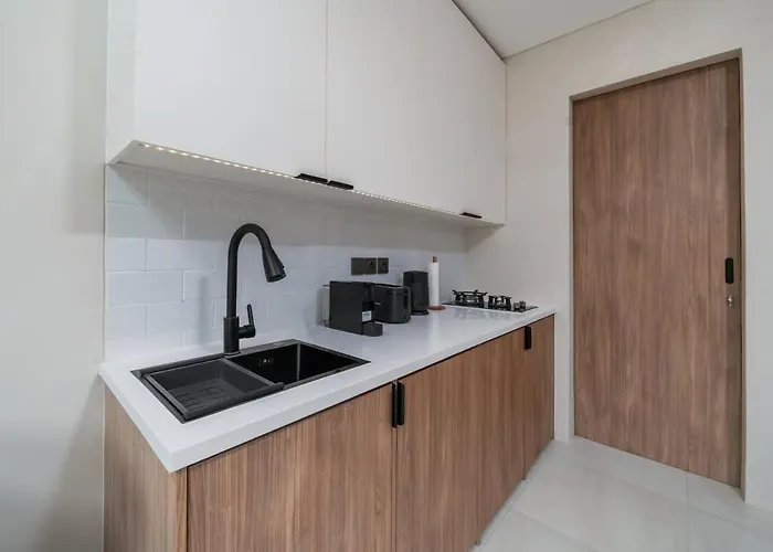 Modern Loft Private Pool Near Balangan Holiday home